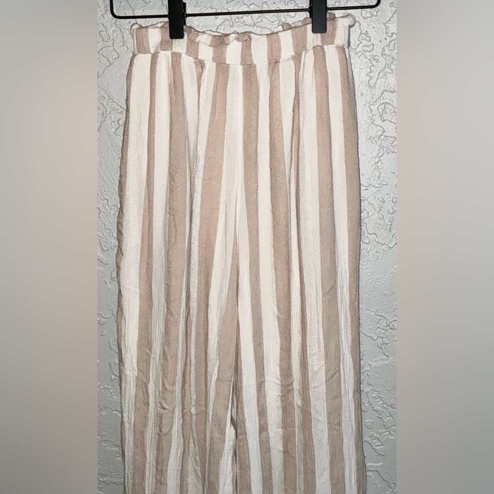 American Eagle Outfitters Beige and White Striped Pants - Picture 2 of 8